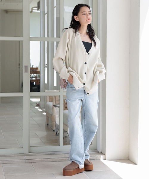 FOREVER 21（フォーエバー トゥエンティーワン）の「厚底フェイクファーシューズ（スリッポン・レディース・ベージュ/ブラック・SMALL/MEDIUM/LARGE）」の10枚目の写真