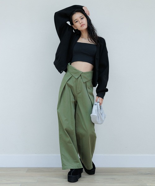 FOREVER 21（フォーエバー トゥエンティーワン）の「厚底フェイクファーシューズ（スリッポン・レディース・ベージュ/ブラック・SMALL/MEDIUM/LARGE）」の13枚目の写真