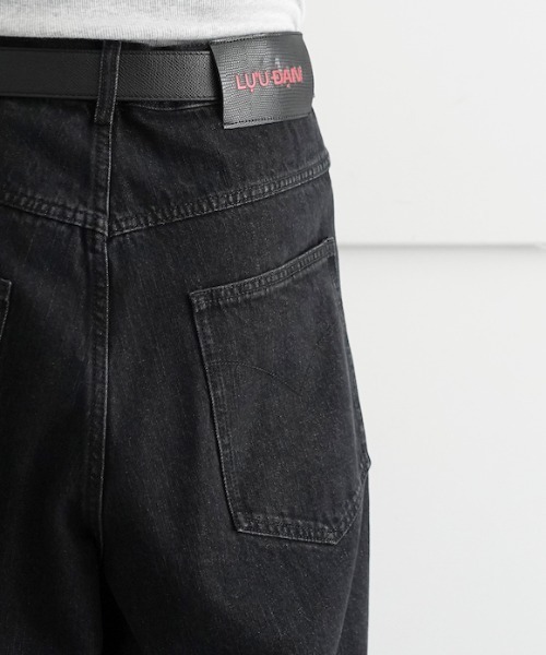 LUUDAN(ルーダン)の「LUUDAN PLEATED FRONT JEANS(デニムパンツ・メンズ・ブラック・28)」の4枚目の写真