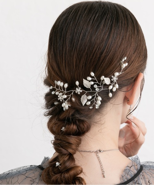Cupid Heart(キューピッドハート)の「【Cupid Heart】結婚式アクセ!メタルリーフパールビジューヘッドドレス(ハーフ)(その他ヘアアクセサリー・レディース・シルバー・MEDIUM)」の6枚目の写真