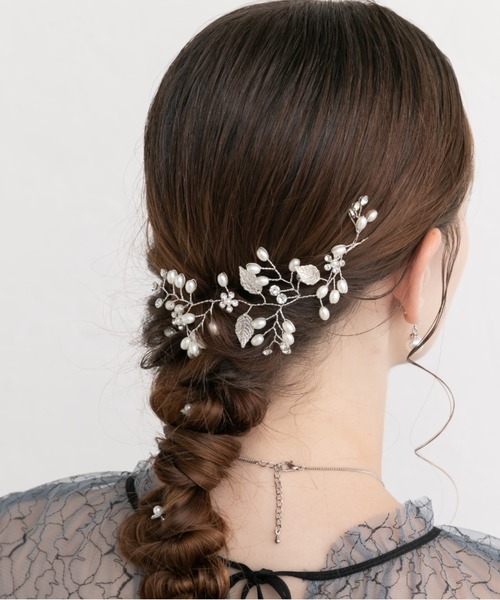 Cupid Heart(キューピッドハート)の「【Cupid Heart】結婚式アクセ!メタルリーフパールビジューヘッドドレス(ハーフ)(その他ヘアアクセサリー・レディース・シルバー・MEDIUM)」の7枚目の写真