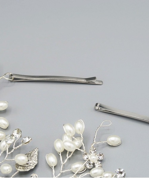 Cupid Heart(キューピッドハート)の「【Cupid Heart】結婚式アクセ!メタルリーフパールビジューヘッドドレス(ハーフ)(その他ヘアアクセサリー・レディース・シルバー・MEDIUM)」の11枚目の写真