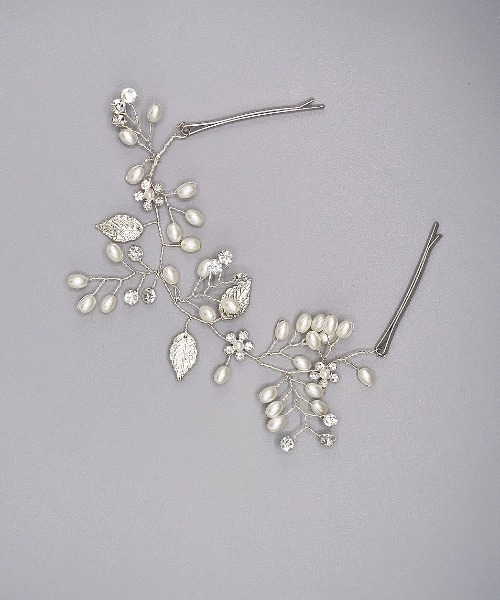 Cupid Heart(キューピッドハート)の「【Cupid Heart】結婚式アクセ!メタルリーフパールビジューヘッドドレス(ハーフ)(その他ヘアアクセサリー・レディース・シルバー・MEDIUM)」の12枚目の写真