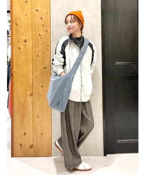 niko and...（ニコアンド）の「NEWラージショルダーバッグ（ショルダーバッグ・メンズ・オフホワイト/ブラック/カーキ/ブルー/ライトグリーン/ブラック系1・FREE）」の11枚目の写真