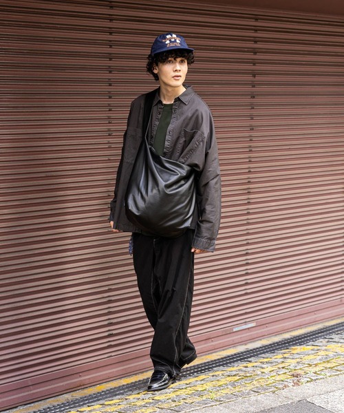 niko and...（ニコアンド）の「NEWラージショルダーバッグ（ショルダーバッグ・メンズ・オフホワイト/ブラック/カーキ/ブルー/ライトグリーン/ブラック系1・FREE）」の22枚目の写真