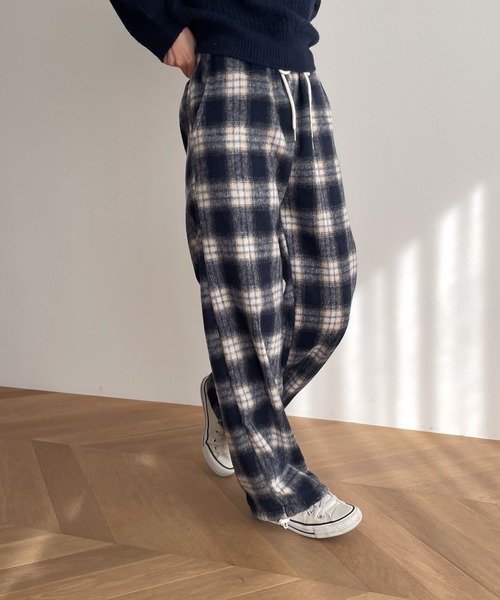 CANAL JEAN(キャナルジーン)の「El mar 起毛チェックイージーパンツ(その他パンツ・レディース・ホワイト/ネイビー・ONE SIZE)」の6枚目の写真
