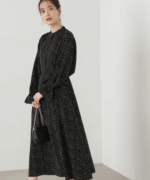 N.（N. Natural Beauty Basic）（エヌエヌナチュラルビューティーベーシック）の「◆ウエストリボンバンドカラーワンピース（ワンピース・レディース・ドット/ブルー・MEDIUM）」の3枚目の写真