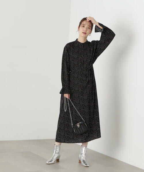 N.（N. Natural Beauty Basic）（エヌエヌナチュラルビューティーベーシック）の「◆ウエストリボンバンドカラーワンピース（ワンピース・レディース・ドット/ブルー・MEDIUM）」の8枚目の写真