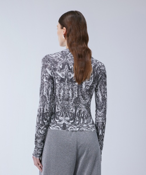 JNBY(ジェーエヌビーワイ)の「Miao Silver Jewelry Crew-neck Cardigan(ニット/セーター・レディース・グレー/ブルー・36/38/40)」の17枚目の写真