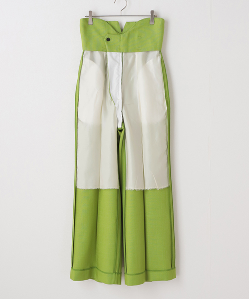 TOGA PULLA（トーガ　プルラ）の「【TOGA PULLA/トーガプルラ】Rayon polyester パンツ（スラックス・レディース・カーキ・SMALL/X-SMALL）」の18枚目の写真