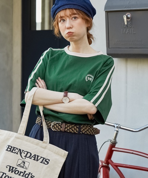 MONO-MART LADY'S(モノマートレディース)の「ナンバリングロゴ刺繍 ラグランライン半袖Tシャツ(Tシャツ/カットソー・レディース・ライトブルー/アイボリー/ライトブラウン/スミクロ/ネイビー/グリーン・FREE)」の4枚目の写真