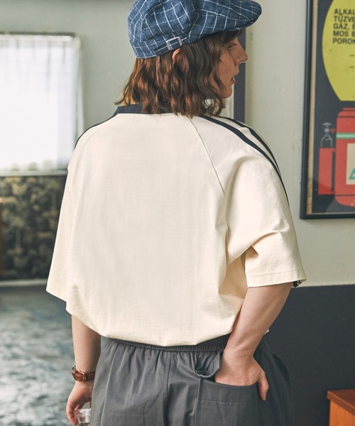 MONO-MART LADY'S(モノマートレディース)の「ナンバリングロゴ刺繍 ラグランライン半袖Tシャツ(Tシャツ/カットソー・レディース・ライトブルー/アイボリー/ライトブラウン/スミクロ/ネイビー/グリーン・FREE)」の22枚目の写真