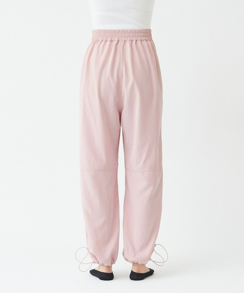 Tuche(トゥシェ)の「Tuche/トゥシェ ストレッチパンツ リラックスストレッチ パラシュートパンツ(その他パンツ・レディース・ブラック/ライトベージュ/ピンク系その他・MEDIUM/LARGE)」の11枚目の写真
