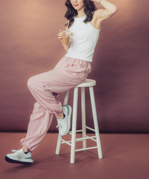 Tuche(トゥシェ)の「Tuche/トゥシェ ストレッチパンツ リラックスストレッチ パラシュートパンツ(その他パンツ・レディース・ブラック/ライトベージュ/ピンク系その他・MEDIUM/LARGE)」の19枚目の写真