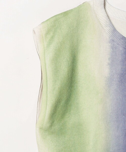 Ray BEAMS（レイビームス）の「RBS / グラデーション プリント プルオーバー（Tシャツ/カットソー・レディース・ネイビー/パープル・ONE SIZE）」の8枚目の写真