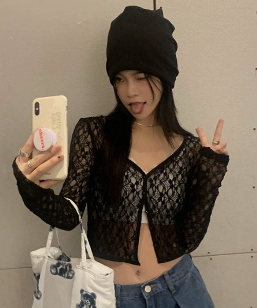 .KOM(ドットコム)の「A'GEM/9 × .kom『.kom/ドットケーオーエム』クロップド丈 シースルー レースカーディガン(カーディガン/ボレロ・レディース・ベージュ/ホワイト/ブラック・FREE)」の12枚目の写真