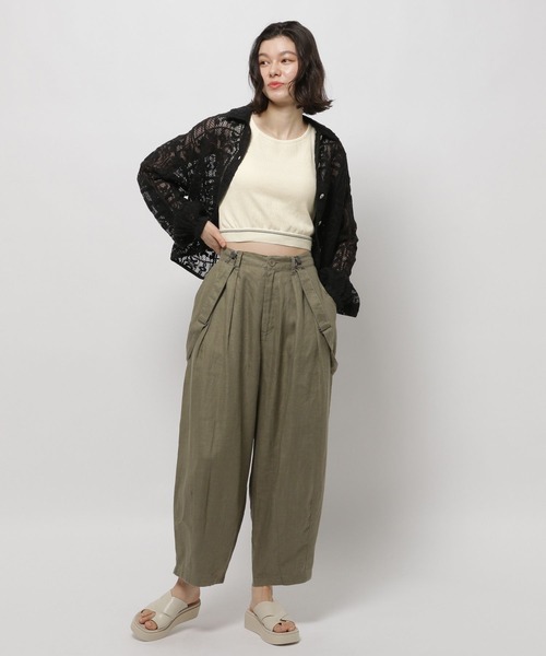 niko and...(ニコアンド)の「ルームドライ/カップ付きクロップドタンクトップ(タンクトップ・レディース・ブラック/オフホワイト/アイボリー・MEDIUM/LARGE)」の9枚目の写真