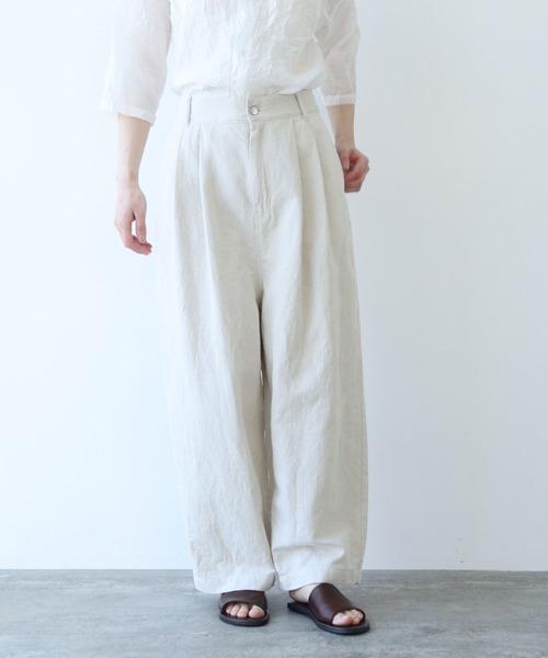 yuni（ユニ ）の「コットンリネン デニムテーパードパンツ