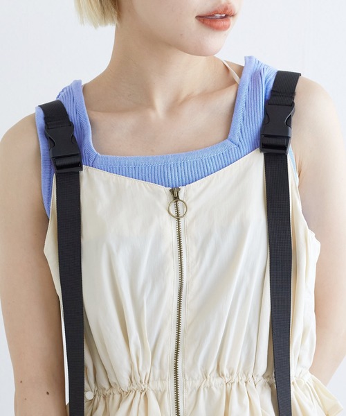 w closet（ダブルクローゼット）の「リブニットタンクトップ（タンクトップ・レディース・ブラック/オフホワイト/サックスブルー/ホワイト×ブラック/ピンク系その他・FREE）」の4枚目の写真