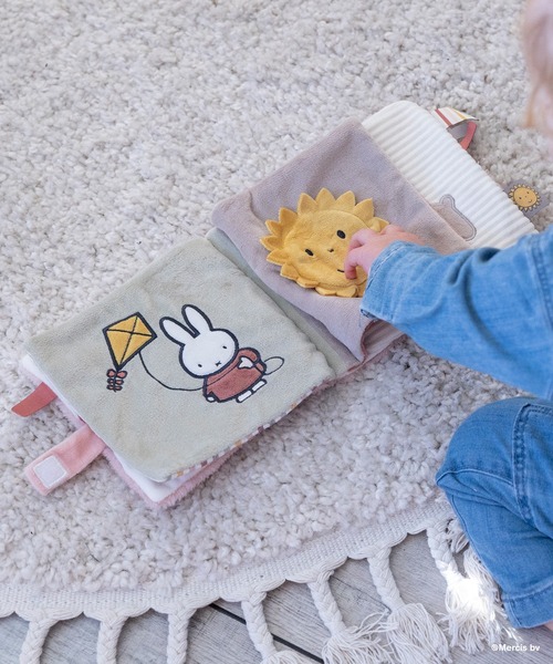 Miffy（ ミッフィー）の「miffy ミッフィー 布えほん（おもちゃ・キッズ・ブルー/ピンク・ONE SIZE）」の5枚目の写真