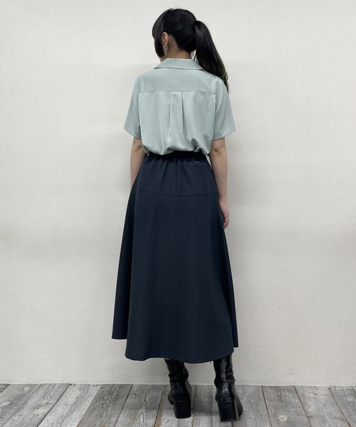 NICOLE CLUB（ニコル　クラブ）の「2WAY衿_比翼刺繍ブラウス（シャツ/ブラウス・レディース・ブラック/イエロー/ブルー/オフホワイト・MEDIUM）」の20枚目の写真