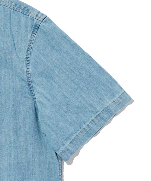 Levi's(リーバイス)の「Levi's/リーバイス オーセンティック ボタンダウンシャツ(シャツ/ブラウス・メンズ・インディゴブルー・XL/S/M/L)」の7枚目の写真