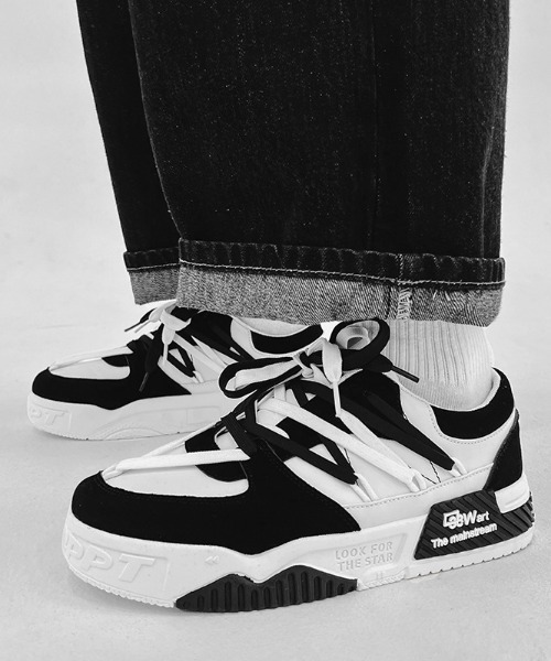 MGV(エムジーヴィー)の「Two-Tone Logo Sneakers(スニーカー・メンズ・ブラック/ブルー/グリーン・LARGE/X-LARGE/MEDIUM)」の6枚目の写真
