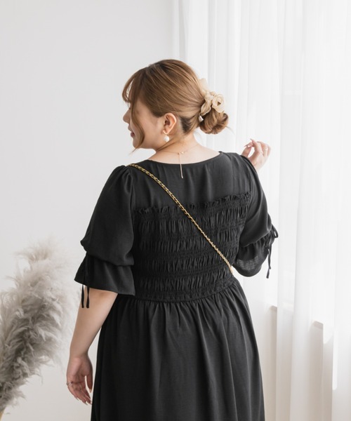 CLETTE（クレット）の「袖リボンシャーリングワンピース（ワンピース・レディース・ブラック/ブルー/ピンク・LL/3L/4L）」の7枚目の写真