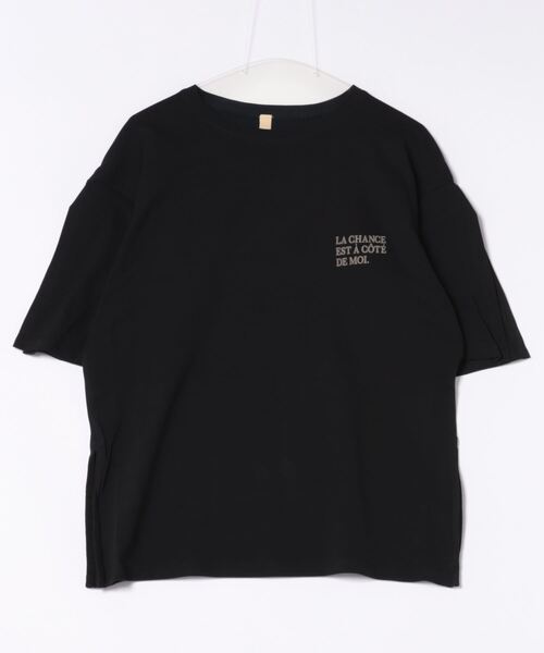 Q（キュー）の「スリットスリーブロゴT（Tシャツ/カットソー・レディース・ブラック/ホワイト・MEDIUM）」の3枚目の写真