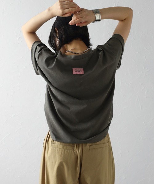 Bonjour Sagan(ボンジュールサガン)の「バックカラーロゴラベルTシャツ(Tシャツ/カットソー・レディース・ホワイト系その他/ホワイト×グリーン/ホワイト×ホワイト/グレー系その他/グレー×ピンク・FREE)」の5枚目の写真
