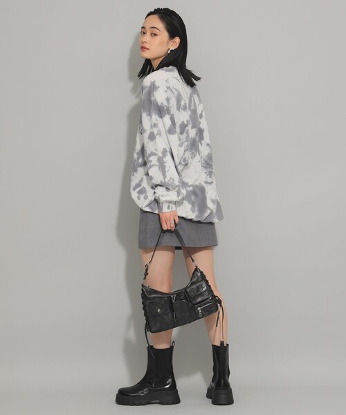 Ray BEAMS（レイビームス）の「Lee / LOOSE FIT PULL OVER SWEAT（スウェット・レディース・グレー系その他/ブラック系その他・MEDIUM）」の20枚目の写真