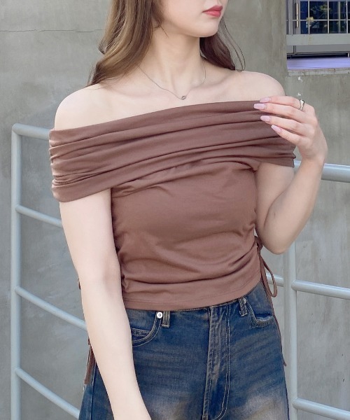 INGNI(イング)の「サイドギャザーオフショルトップス(Tシャツ/カットソー・レディース・オフホワイト/ブラック/ブラウン・M)」の18枚目の写真