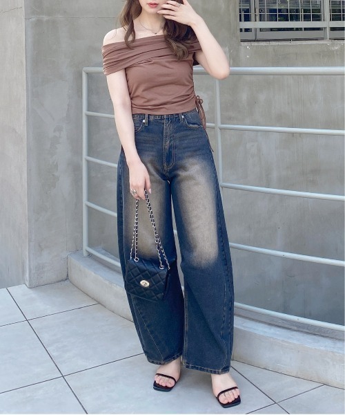INGNI(イング)の「サイドギャザーオフショルトップス(Tシャツ/カットソー・レディース・オフホワイト/ブラック/ブラウン・M)」の20枚目の写真