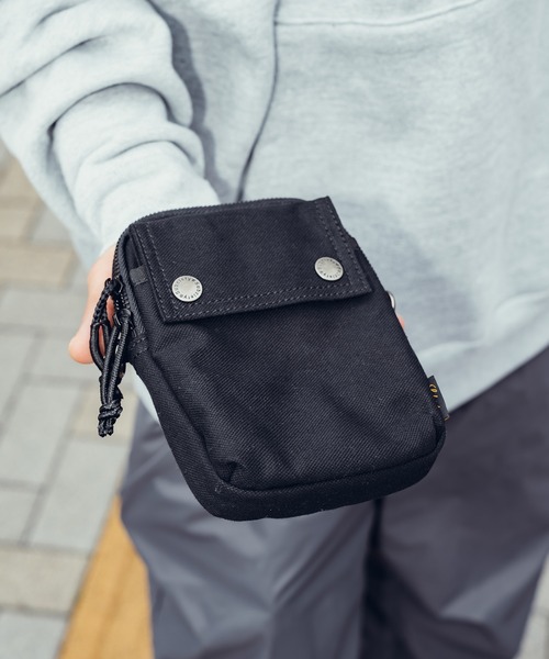 Subciety(サブサエティ)の「PARACORD MINI SHOULDER BAG(ショルダーバッグ・メンズ・ブラック/オレンジ・FREE)」の19枚目の写真