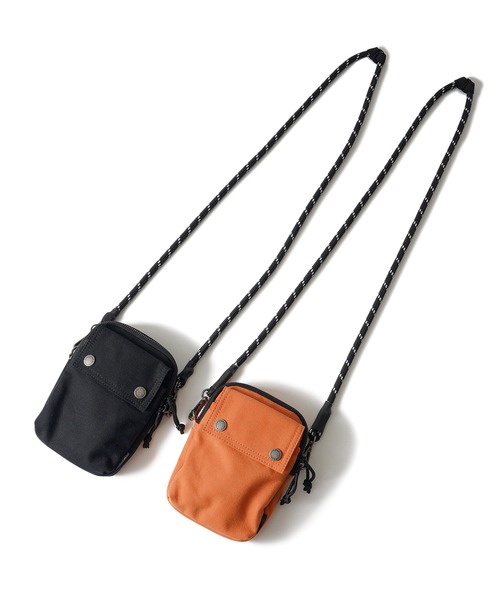 Subciety(サブサエティ)の「PARACORD MINI SHOULDER BAG(ショルダーバッグ・メンズ・ブラック/オレンジ・FREE)」の3枚目の写真