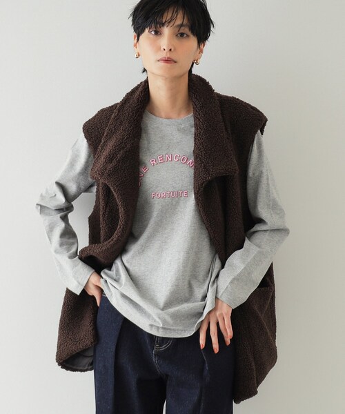 OPAQUE.CLIP（オペークドットクリップ）の「◆《STORY掲載》ロゴプリントロングTシャツ【洗濯機洗い可】（Tシャツ/カットソー・レディース・ホワイト/グレー/ブラック・38/40/42）」の3枚目の写真