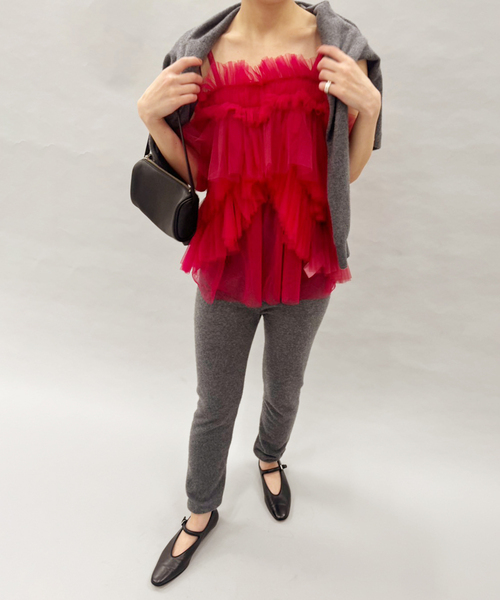 VIVIANO(ヴィヴィアーノ)の「【VIVIANO / ヴィヴィアーノ】Tulle Cami Top(キャミソール・レディース・レッド・SMALL)」の4枚目の写真