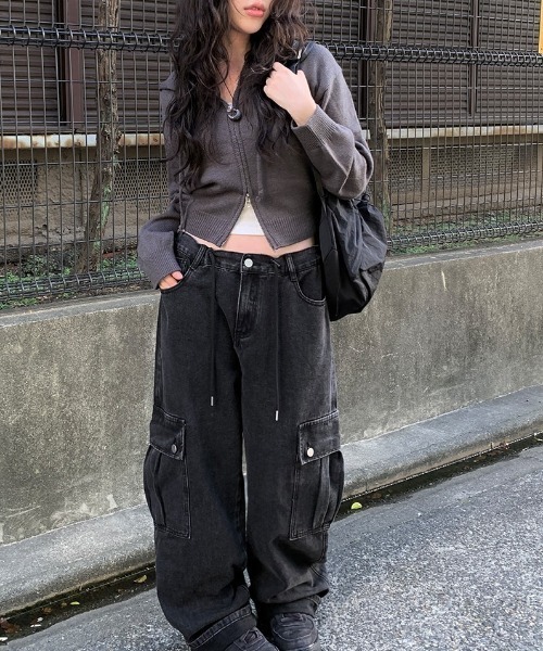 anyonemore（エニワンモア）の「ブラックデニムワイドカーゴパンツ