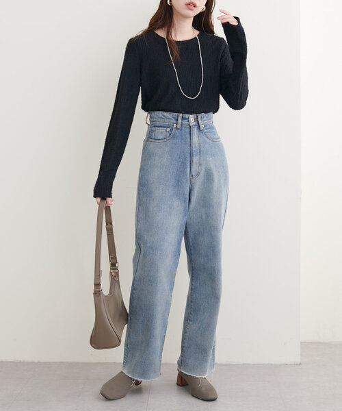 natural couture(ナチュラルクチュール)の「【Web限定】フェザーストライプカットトップス(Tシャツ/カットソー・レディース・ブラック/オフホワイト/モカ・FREE)」の11枚目の写真