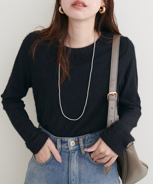 natural couture(ナチュラルクチュール)の「【Web限定】フェザーストライプカットトップス(Tシャツ/カットソー・レディース・ブラック/オフホワイト/モカ・FREE)」の8枚目の写真