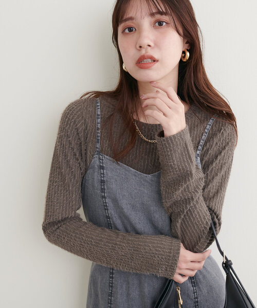 natural couture(ナチュラルクチュール)の「【Web限定】フェザーストライプカットトップス(Tシャツ/カットソー・レディース・ブラック/オフホワイト/モカ・FREE)」の14枚目の写真
