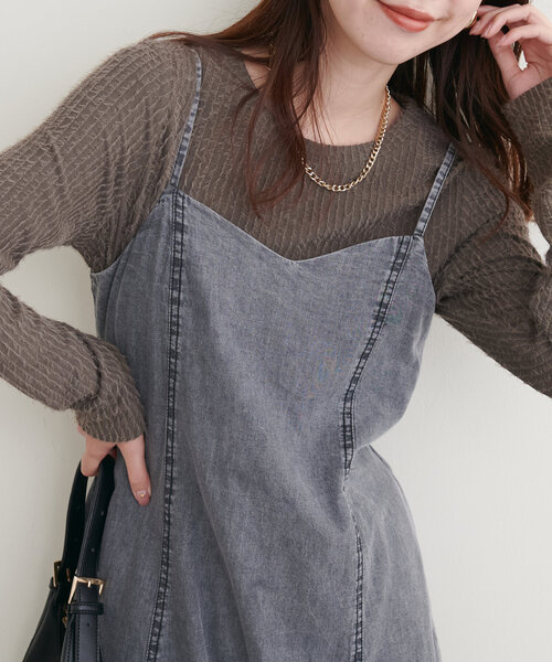natural couture(ナチュラルクチュール)の「【Web限定】フェザーストライプカットトップス(Tシャツ/カットソー・レディース・ブラック/オフホワイト/モカ・FREE)」の12枚目の写真