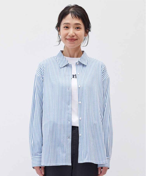 Live in comfort（リブインコンフォート）の「リブ　イン　コンフォート　着心地らくちんな　伸びるシャツ（シャツ/ブラウス・レディース・ブルー系その他/オフホワイト/ブルー・LL/L/M/3L/S/4L）」の3枚目の写真
