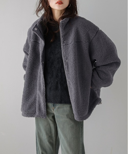 La-gemme（ラジェム）の「スタンドネック ボアジャケット（ダウンジャケット/コート・レディース・ブラック/ベージュ/モカ/チャコール・フリー）」の3枚目の写真