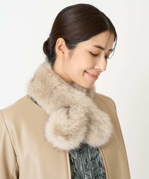 a.v.v（アーヴェヴェ）の「エコファークロスティペット（ストール/ショール・レディース・アイボリー/ベージュ・38）」の12枚目の写真