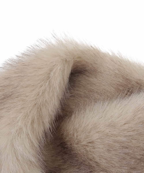 a.v.v（アーヴェヴェ）の「エコファークロスティペット（ストール/ショール・レディース・アイボリー/ベージュ・38）」の20枚目の写真