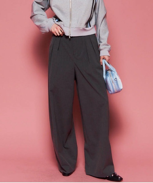 Two Tuck Curve Wide Tapered Pants/2タックカーブワイド