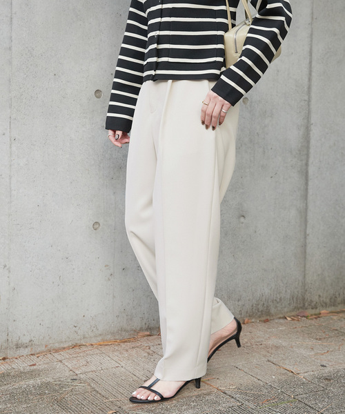 B.C STOCK(ベーセーストック)の「タックテーパードパンツ(スラックス・レディース・ブラック/ホワイト・SMALL/MEDIUM)」の16枚目の写真