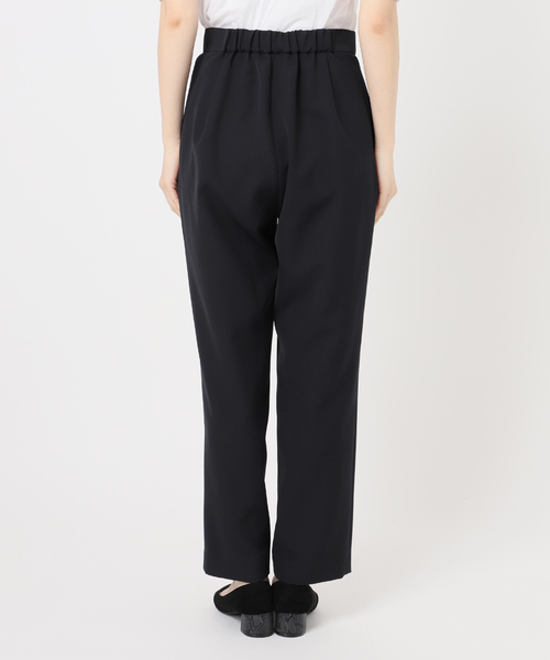 B.C STOCK(ベーセーストック)の「タックテーパードパンツ(スラックス・レディース・ブラック/ホワイト・SMALL/MEDIUM)」の11枚目の写真