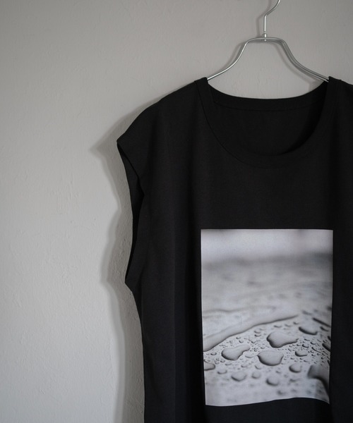 Utusiyo（ウツシヨ）の「sleeveless tee 雨樹（Tシャツ/カットソー・メンズ・ブラック/ホワイト・FREE）」の12枚目の写真